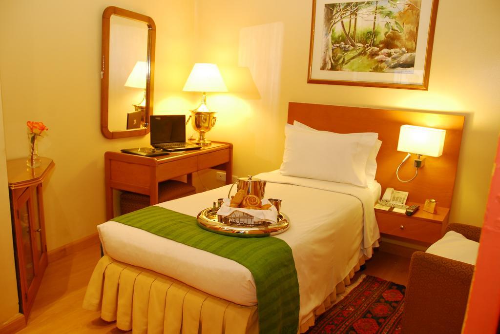 Hotel Maria Isabel Богота Экстерьер фото